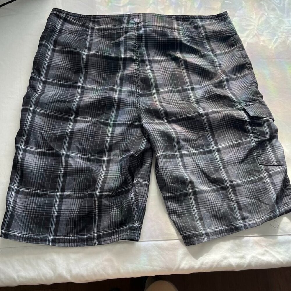 O’Neill Men’s Plaid Board Swim Trunks Adjustable Waist Black Gray